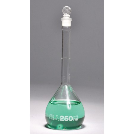 Volumetric Flasks with Glass Stoppers, Class B